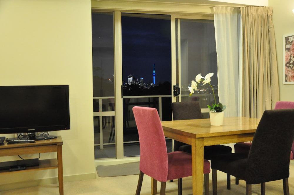 Vr Takapuna Auckland Kültér fotó A typical condominium interior