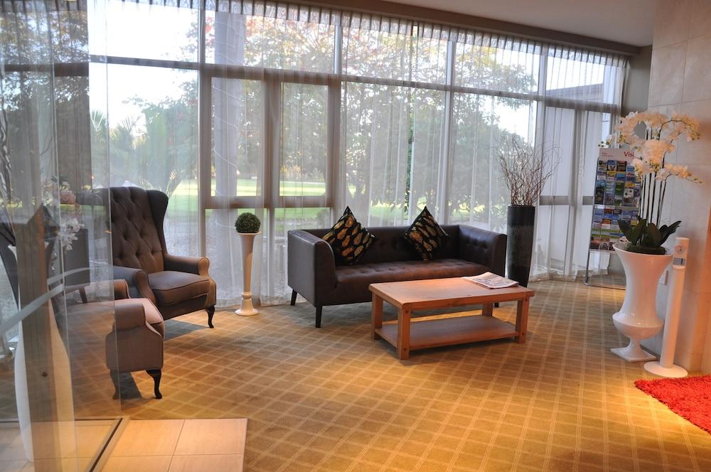 Vr Takapuna Auckland Kültér fotó The lobby of the hotel