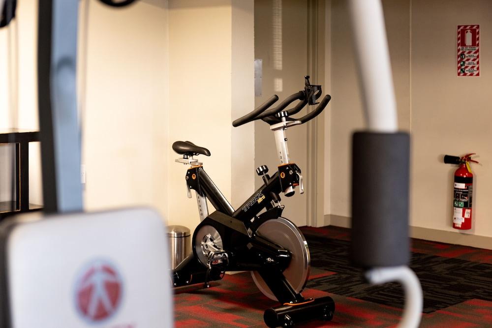 Vr Takapuna Auckland Kültér fotó A stationary bicycle