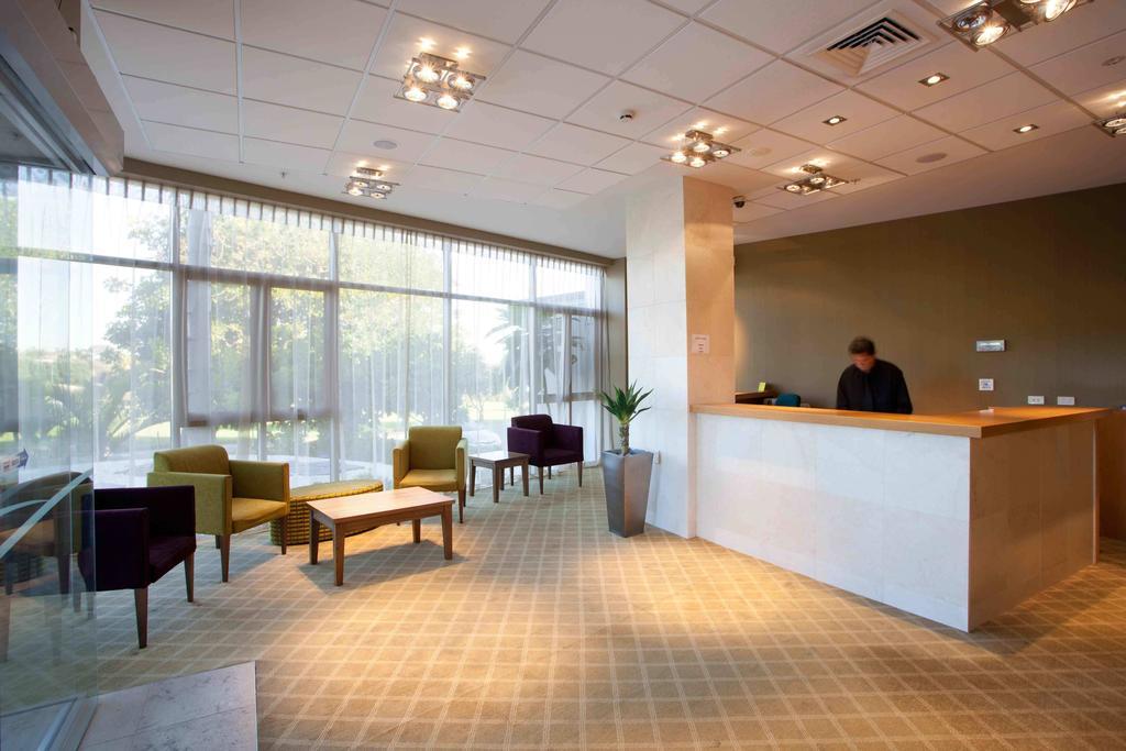 Vr Takapuna Auckland Kültér fotó The lobby of the hotel
